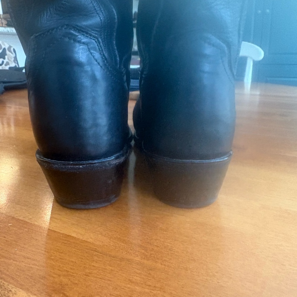 Lucchese Women’s Black Western Leather Boots - Picture 2 of 15